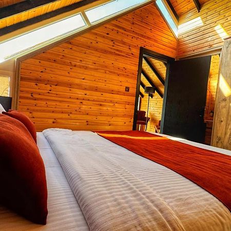 Luna Home Club Samandag Bagian luar foto