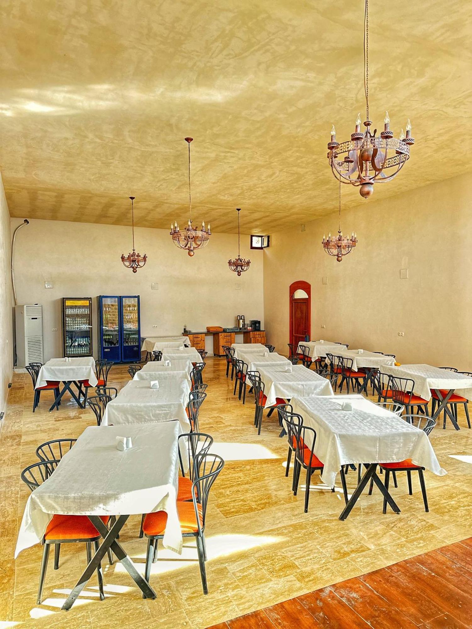 Luna Home Club Samandag Bagian luar foto